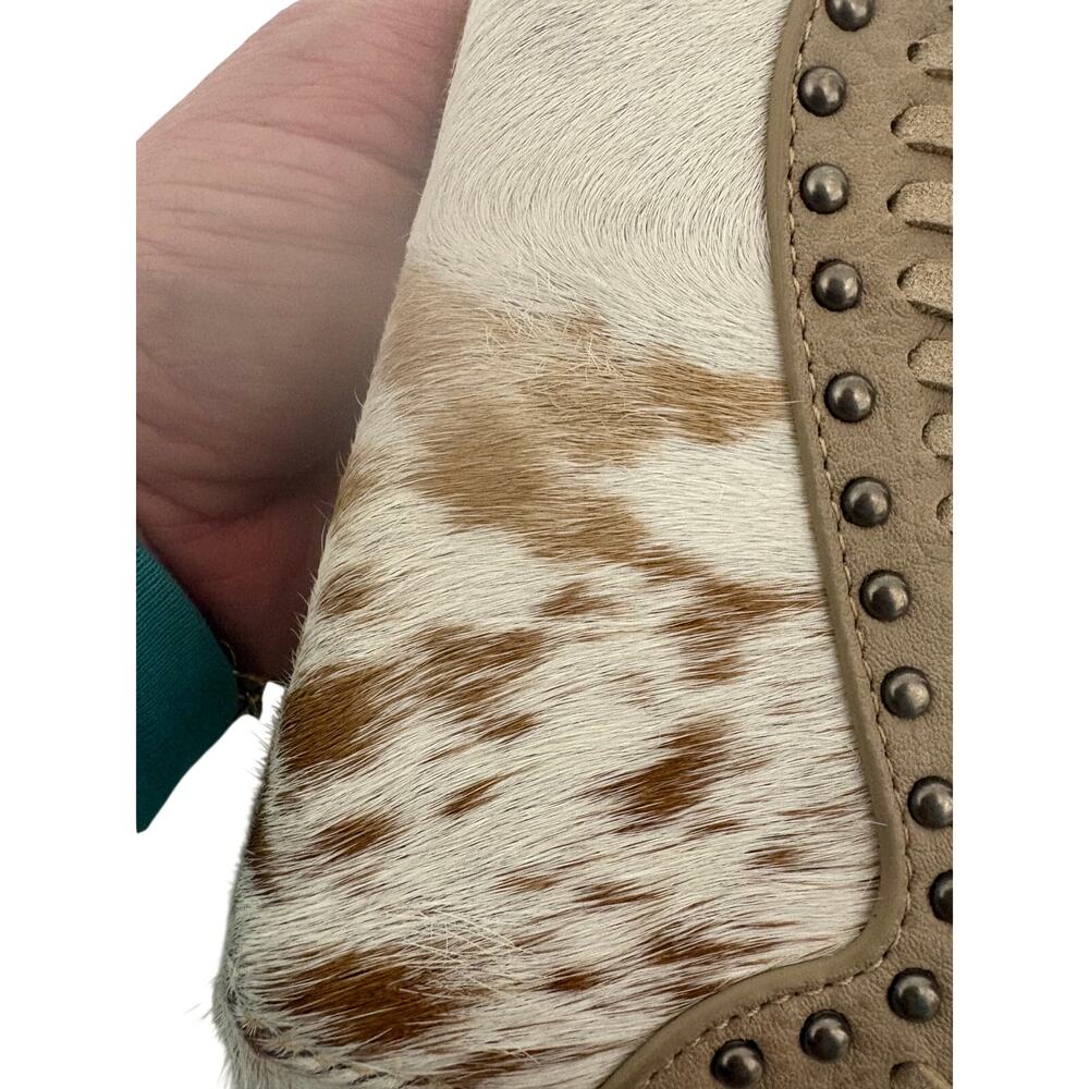 TRINITY RANCH HAIR-ON COWHIDE SADDLE SHAPE WALLET - Picture 11 of 11